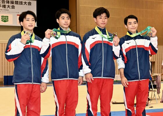全国高校総体体操男子団体準優勝の作新