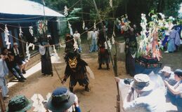 戦後８０年節目に伝統獅子舞奉納