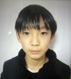 「容疑者から頭たたかれ」目撃も