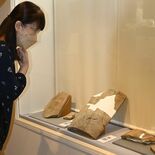 国重要文化財答申の刻書瓦を県内初公開　宇都宮の歴史体験館で企画展