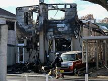 北海道で住宅全焼３人死亡