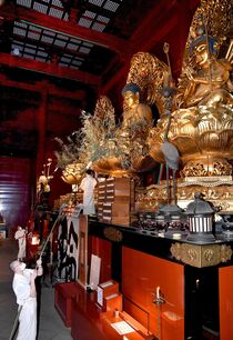 輪王寺ですす払い