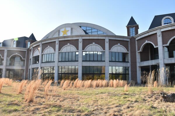 ブルボンが取得すると発表したサッポロビール那須工場＝４月、那須町高久甲