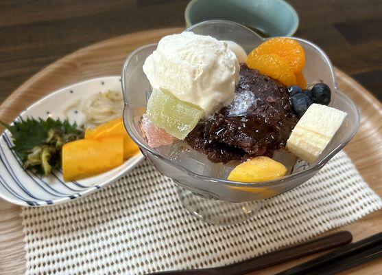 甘味ゆうきのクリームあんみつ