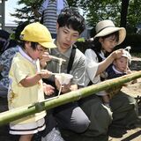 流しそうめんにジャガイモ掘り　那須塩原「ぽっぽ通り」などで児童たちが体験