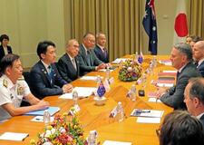 日豪、豪海軍の新型艦開発で契約