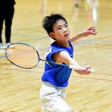 プライドジュニア初V　２試合とも接戦制す　バドミントン若葉カップ県予選　男子リーグ戦