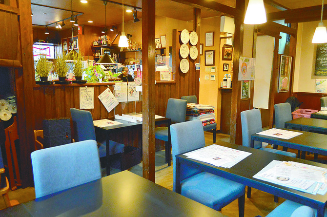 香ばしいにおいに包まれた店内