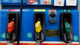 【ガソリン税】政局優先、自民苦渋の譲歩