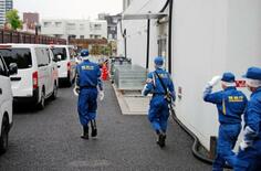 防衛省施設で職員転落か