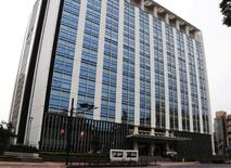 死因は胸の傷、無理心中か