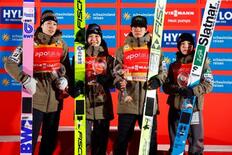 小林陵侑、高梨沙羅らの日本３位