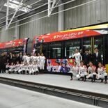 ソフトボール「ホンダリヴェルタ」のLRTラッピング列車、４月から運行　…