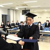 「学ぶことが本当に楽しい」　91歳で放送大卒業　開設以来最高齢 「名誉学生」目指す