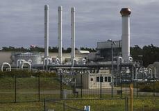 ロシアのガス管破壊、男移送