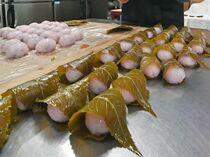 桜餅作り大忙し　宇都宮