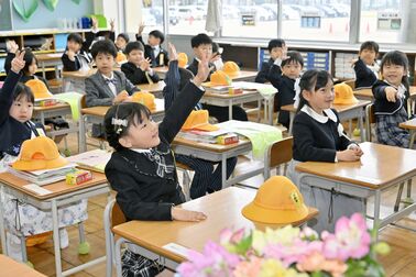 開校50周年の那須塩原・大山小で入学式　栃木県内265小学校で一斉に　
