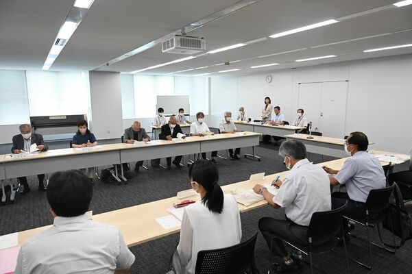 市立小中学校適正配置等検討委員会