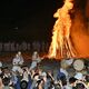 那須・殺生石で伝統の「御神火祭」　燃えさかる炎、無病息災など祈願