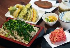 【グルメ探訪】店復活、人気の味を再現　にらそば　おびくにそば（栃木）