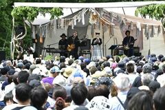 あしかがフラワーパークの音楽フェス、今年は5月31日開催 EGO-WRAPPIN'、折坂悠太さんら出演決定