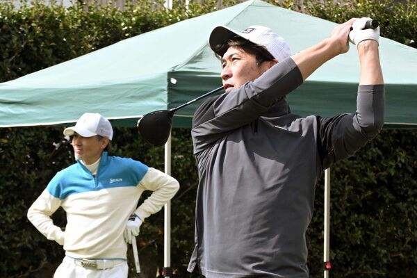 ３位の鈴木（右）・細島組