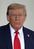 トランプ米大統領が抗議デモやゆ