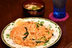 日本人好みにアレンジ　パッタイ　タイ料理のお店 スズラン（宇都宮）