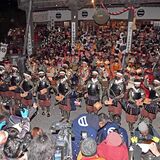 足利で３年ぶり鎧年越　武者姿の260人練り歩く【動画】