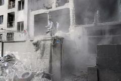 48時間内にホルムズ海峡開放を