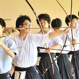 弓道男子・飯塚（作新）が初優勝　インターハイ栃木県予選　女子・植木（作新）も初の頂点