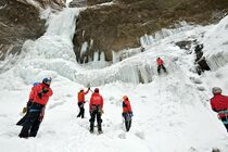 日光・雲竜瀑で山岳救助訓練