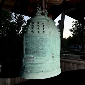 【とちぎ戦後80年　遺構は語る】東善光寺の梵鐘（栃木）
