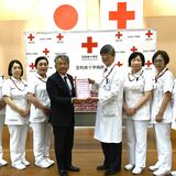 ヤクルト6000本を寄贈　両毛ヤクルト販売が足利赤十字病院へ