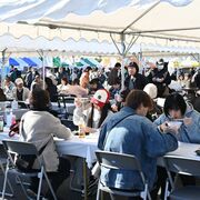 人気店集結、「鹿沼在来」など食べ比べ　鹿沼で16日まで新そば祭り　合併20年祝い粟…