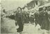１９２３年、現在のＪＲ烏山線開通を祝った旗行列（市提供）