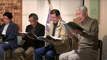 　朗読劇「みんな一緒に行きたかった」の一場面（郷愁館のユーチューブチャンネルから）