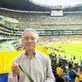 宇都宮市出身の松本育夫さん、W杯会場に 栄光の「アステカ」を再訪