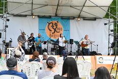 「心地よい風と緑に包まれて…」　栃木市で野外音楽フェス開催　音楽とBB…