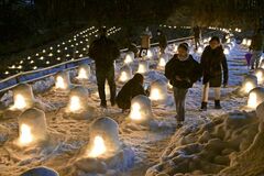 日光湯西川でかまくら祭
