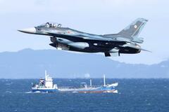 墜落空自戦闘機、エンジン不調か