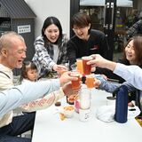 栃木駅北口で「裏路地ビアガーデン」　クラフトビールを昼から楽しむ