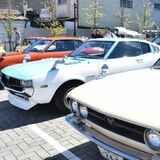 往年の名車40台　黒磯駅前に集結　安全訴えパレードも