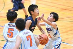 ミニバスケＵ１２県後期トップリーグ（男子２次リーグ第１日）
