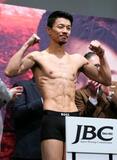 井上尚、中谷が前日計量パス