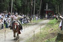 真岡・中村八幡宮例大祭で流鏑馬