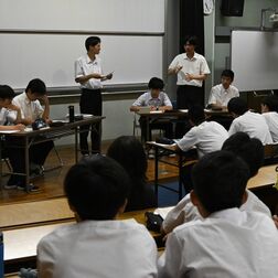 4度目の国際舞台、悲願の予選突破へ熱　宇都宮高英語部　7月にチェコでディベート大会