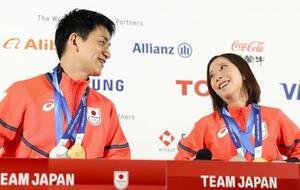 指導者に言及、注目の動向