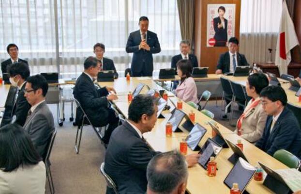 　自民党本部で開かれた法務部会と司法制度調査会の合同会議＝３日午後、東京・永田町