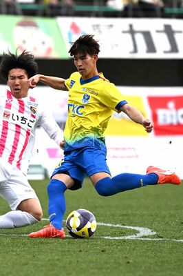 今季まだ２勝の栃木ＳＣ。ＦＷ五十嵐ら攻撃陣の奮起がダービー勝利に不可欠だ＝２日の宮崎戦から、県グリーンスタジアム